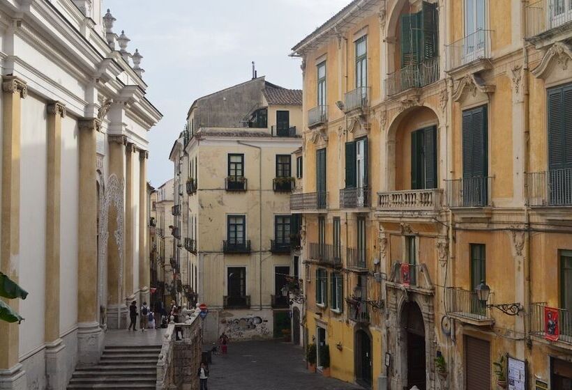 تختخواب و صبحانه Le Ginestre In Centro