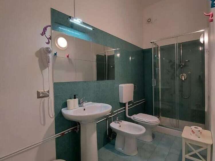 تختخواب و صبحانه Le Ginestre In Centro