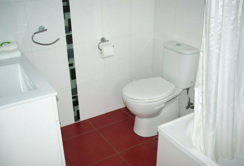 Greenvale Holiday Units