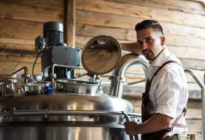 ホテル Basekamp Mountain Budget