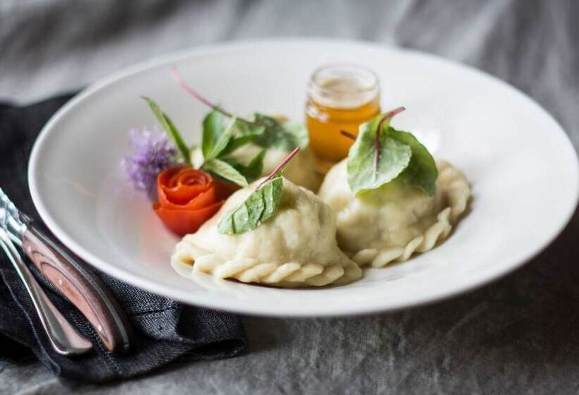 ホテル Basekamp Mountain Budget