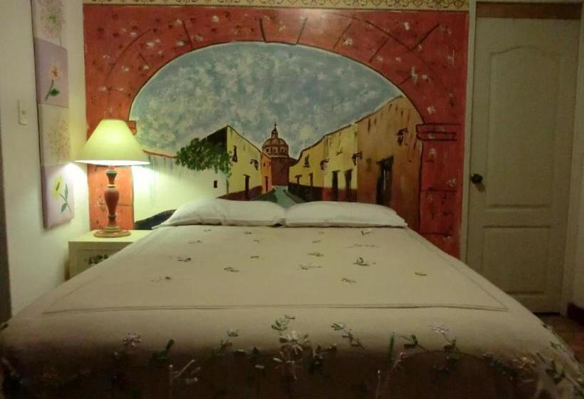 هتل Casa Del Misionero