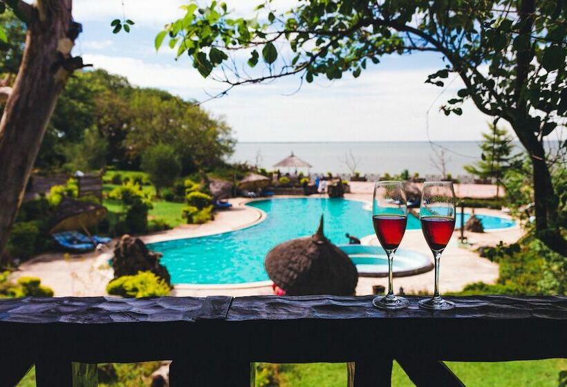 هتل Kuriftu Resort & Spa Lake Tana