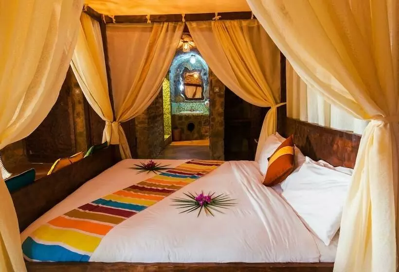 هتل Kuriftu Resort & Spa Lake Tana