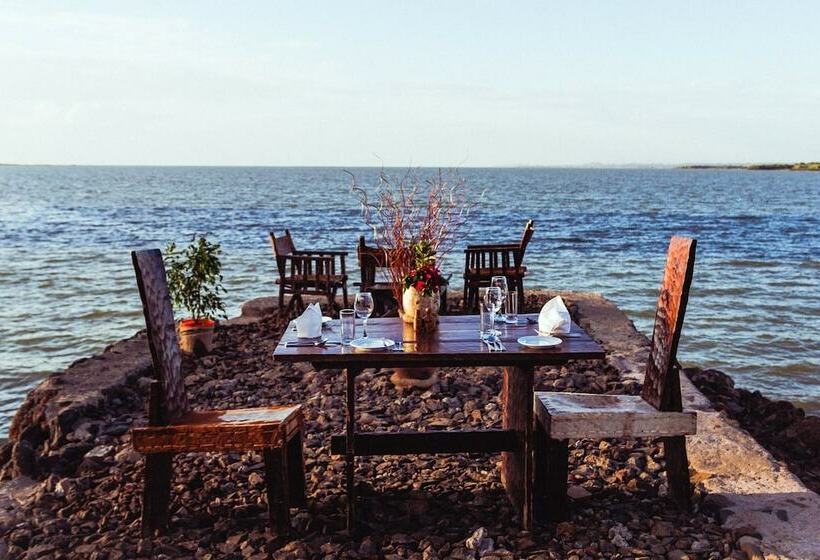 هتل Kuriftu Resort & Spa Lake Tana