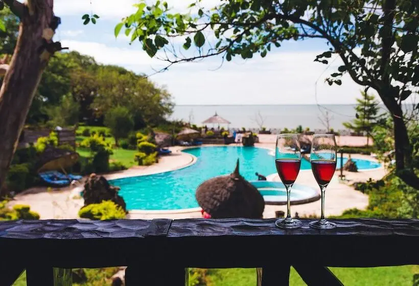 هتل Kuriftu Resort & Spa Lake Tana
