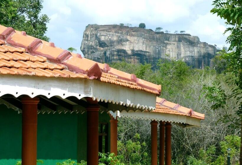 فندق Sigiriya Melrose Villas