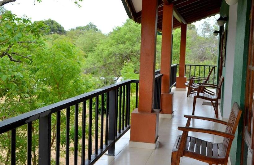 فندق Sigiriya Melrose Villas