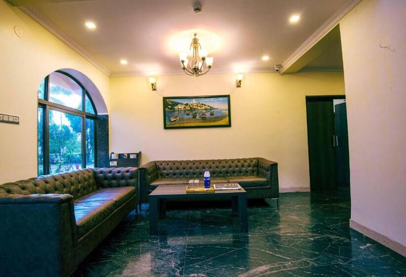 Hotell Treebo Reveniir Resort