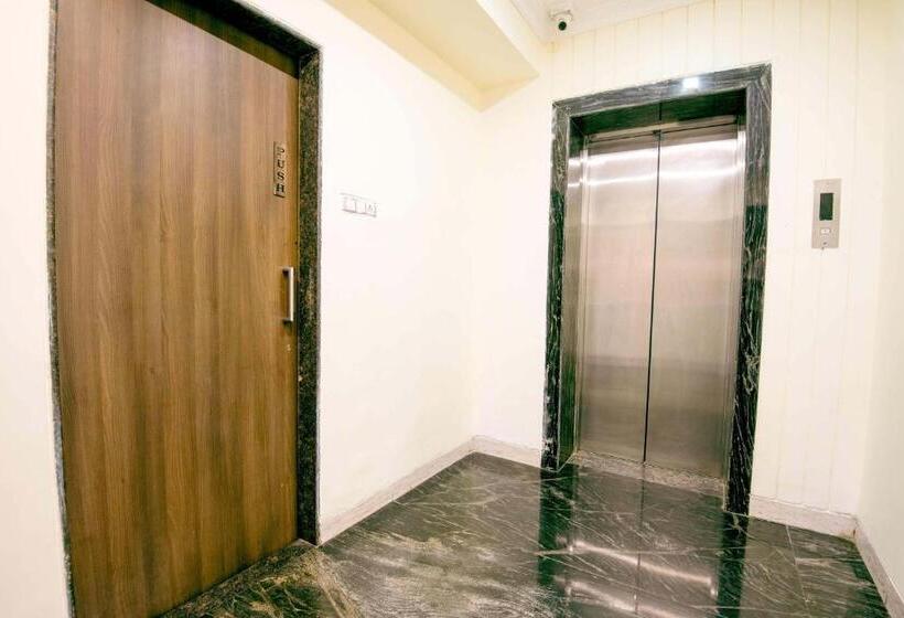 Hotell Treebo Reveniir Resort