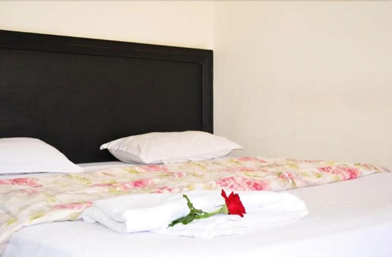 Royal London Apart &