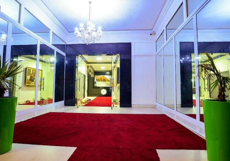 Royal London Apart &