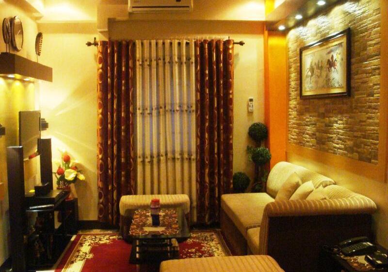 Sarasota Residential Resort, Newport City