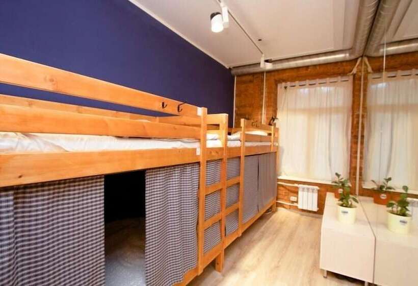 Vse Putem Kuibysheva Hostel