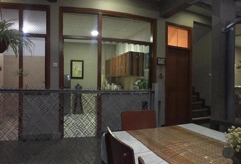 De Riau Guesthouse