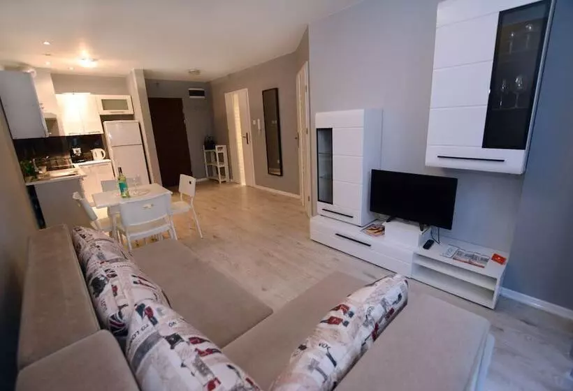 Golden Sun Apartments    Bursztynowe