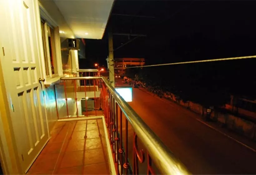 ホテル Citi Grand Inn