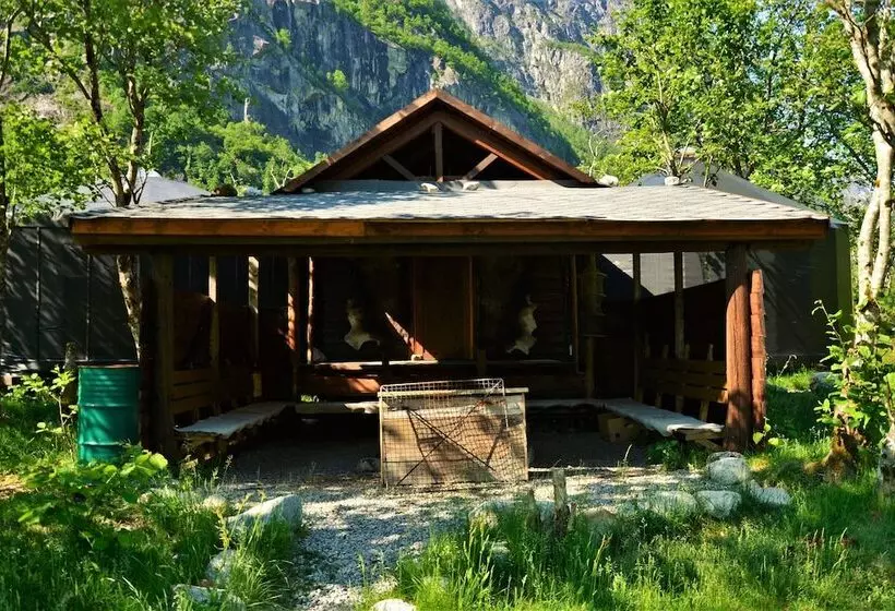 Otel Hardanger Basecamp