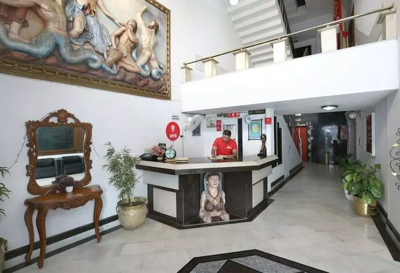 Hotelli Sekhon Grand