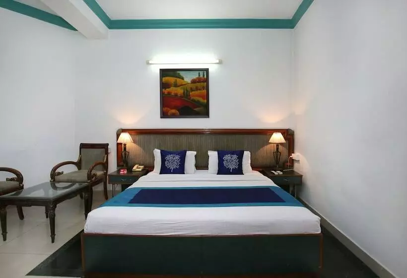 Hotelli Sekhon Grand