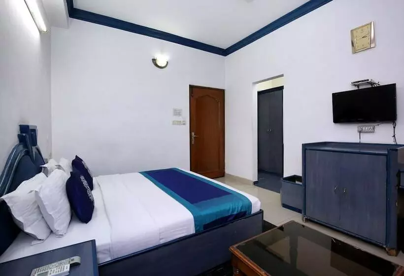 Hotelli Sekhon Grand