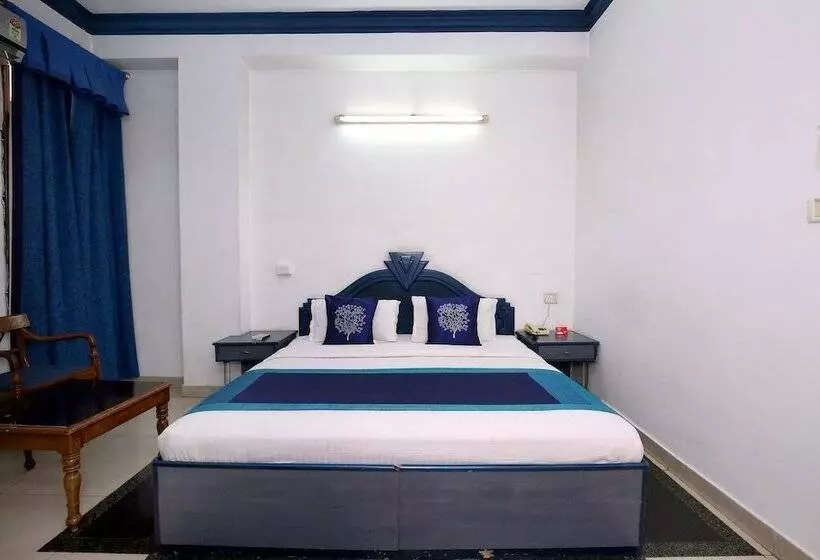 Hotelli Sekhon Grand