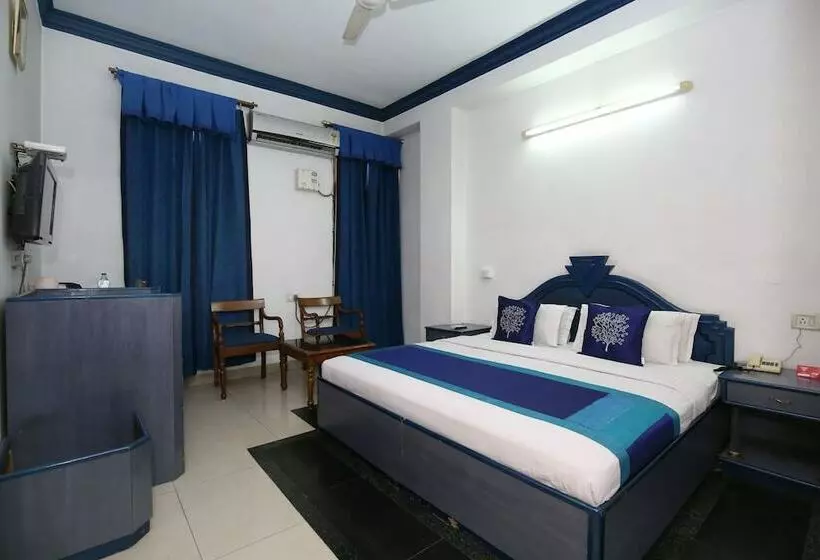 Hotelli Sekhon Grand