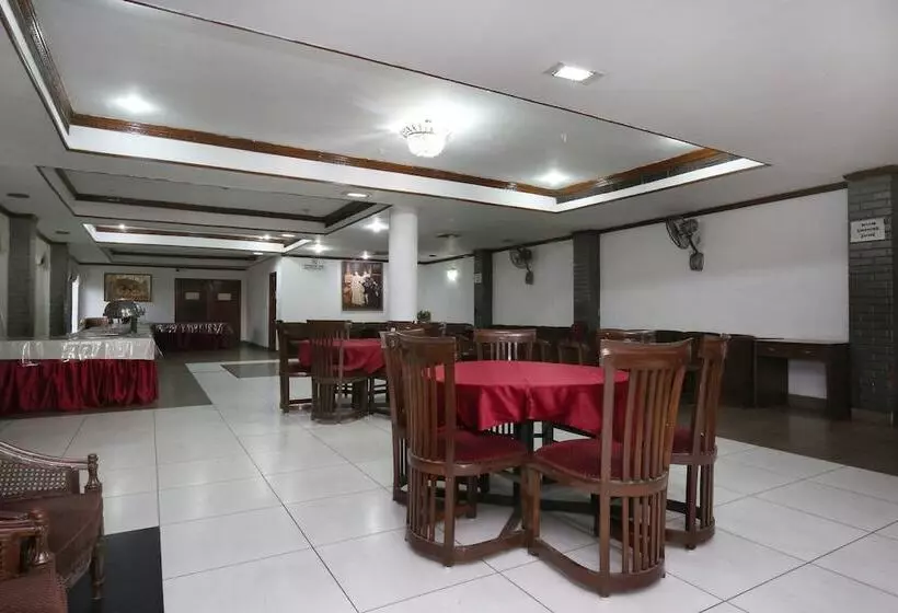 Hotelli Sekhon Grand