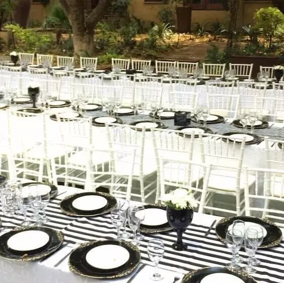 ホテル The Garden Venue