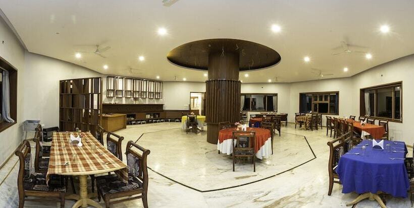 בית מלון כפרי Tiger Valley Resort Kumbhalgarh