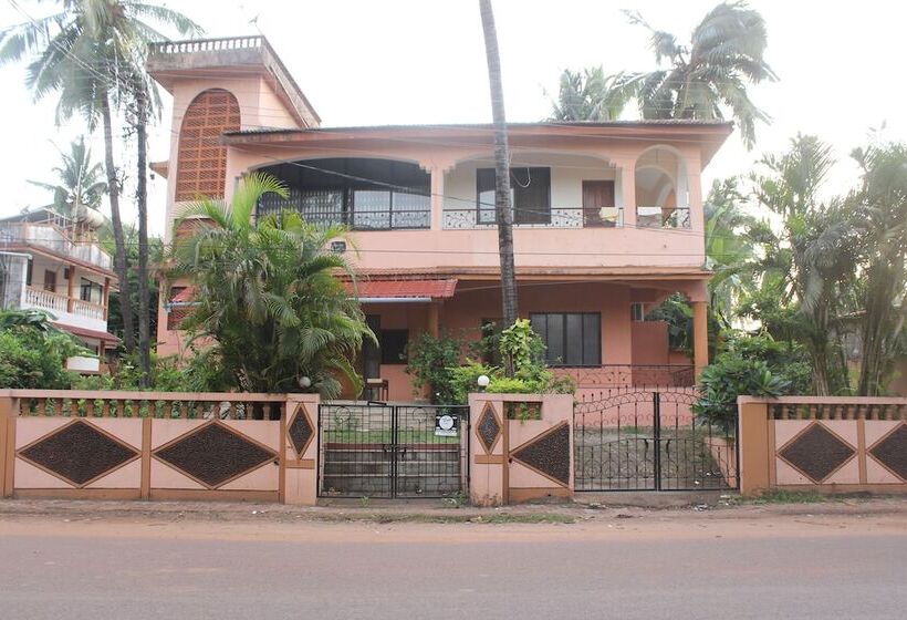 Oyo 6236 Home Studio Near Sinquerim Beach