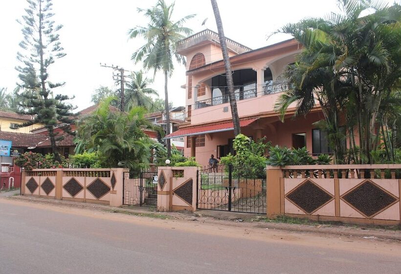 Oyo 6236 Home Studio Near Sinquerim Beach