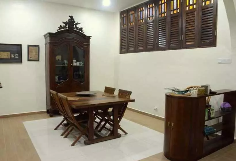 پانسیون Atap Homestay