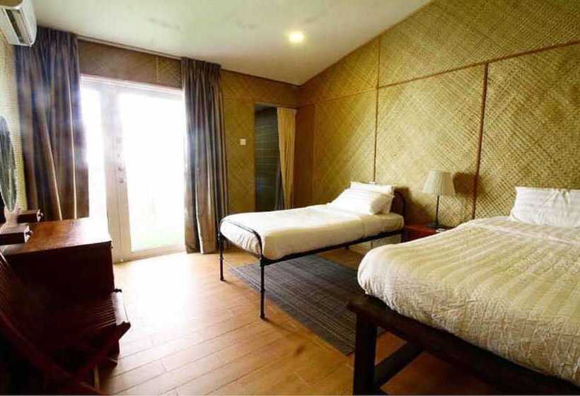 Pensió Atap Homestay