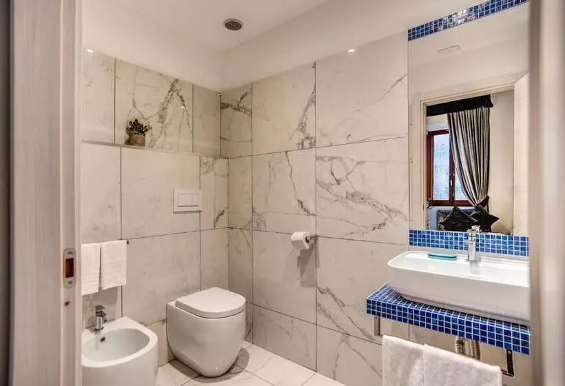 پانسیون Piazza Di Spagna Comfort Rooms