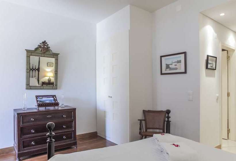 Rent4rest Estoril Beachfront Apartments