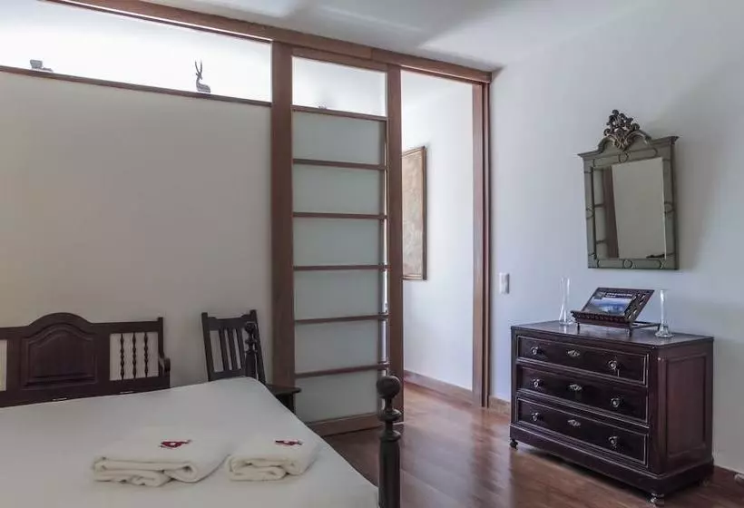 Rent4rest Estoril Beachfront Apartments