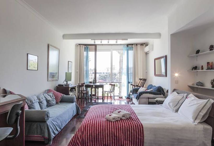 Rent4rest Estoril Beachfront Apartments