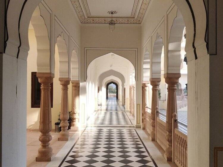 Resort The Jaibagh Palace