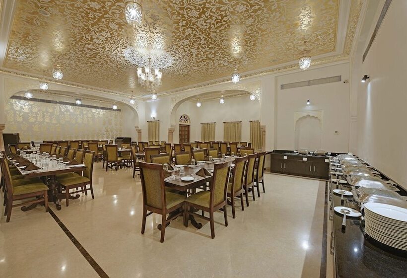 Resort The Jaibagh Palace