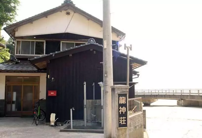 旅館 Showa Minshuku Ryujinsou