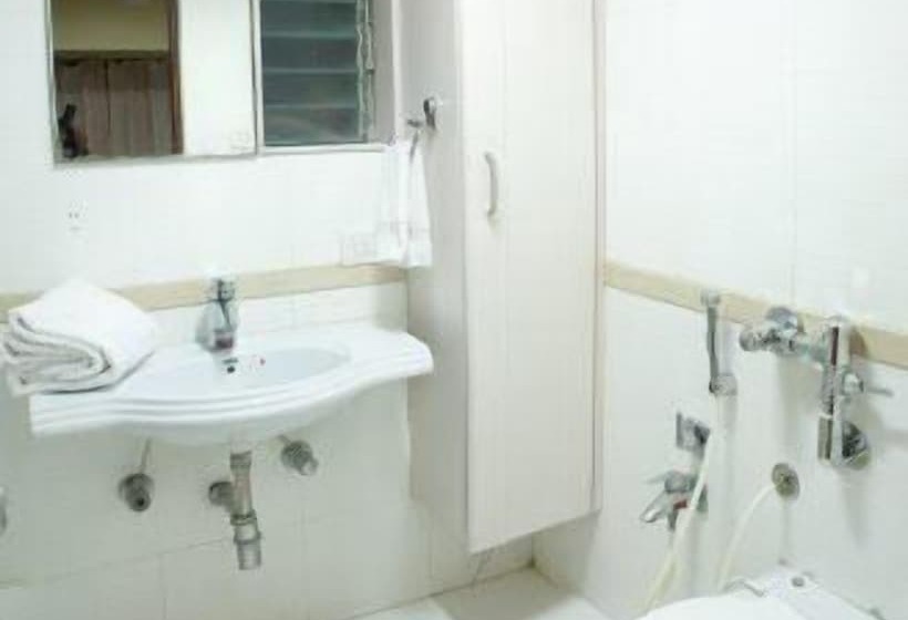 Seven Serviced Apartments, Worli