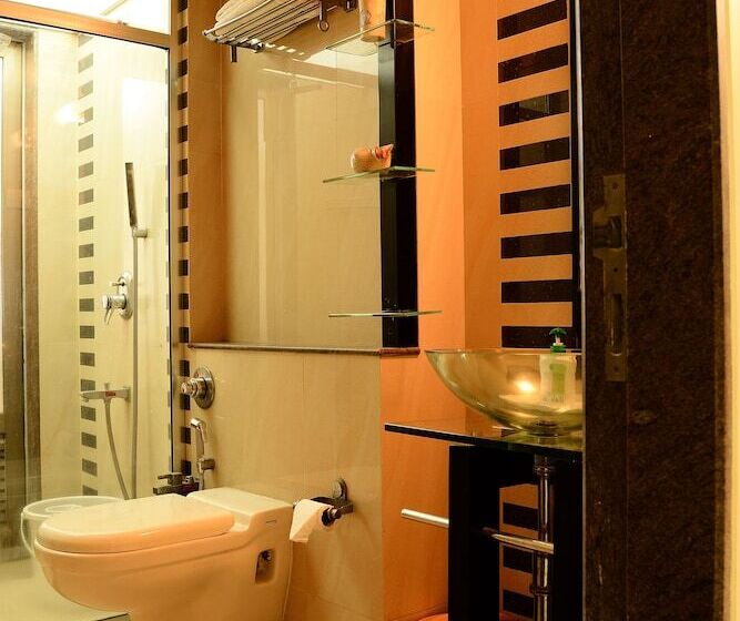 Seven Serviced Apartments, Worli