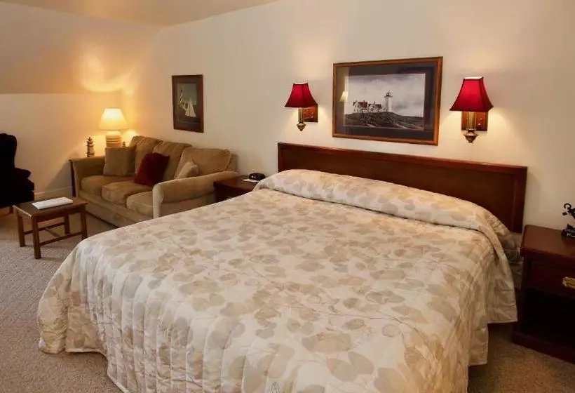 Baileys Harbor Yacht Club Resort