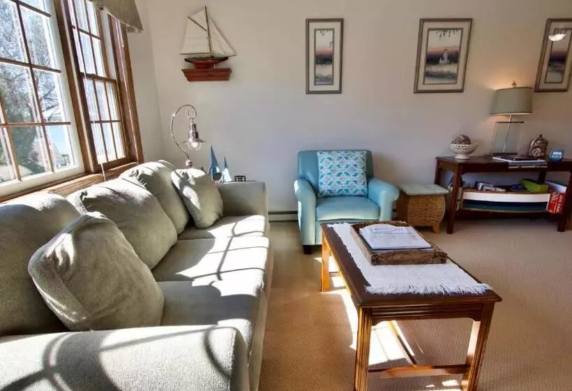 Baileys Harbor Yacht Club Resort