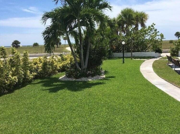 Beachside Resort Motel