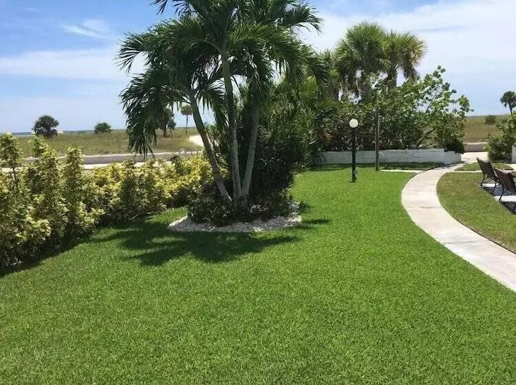 Beachside Resort Motel