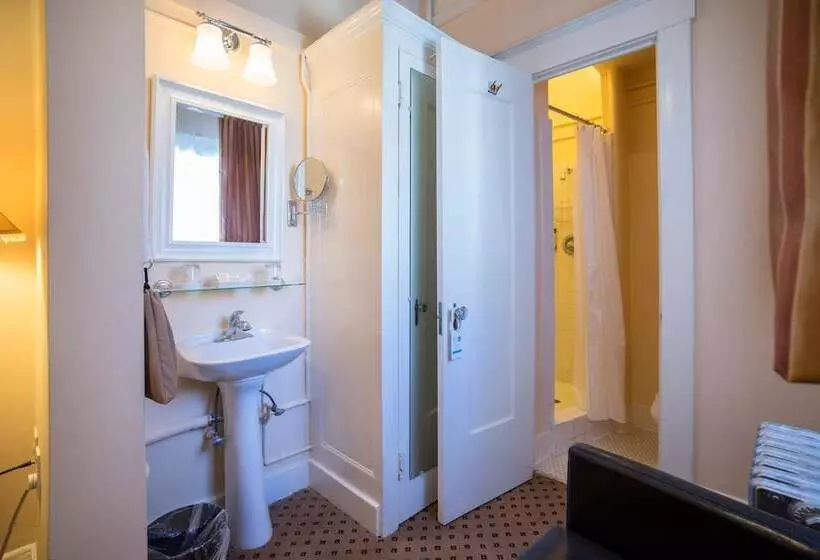 ホテル The Andrews