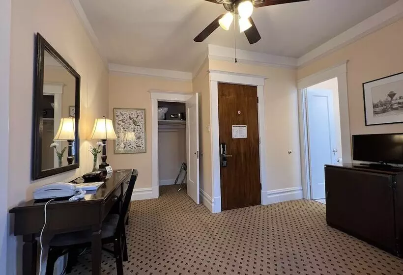 ホテル The Andrews