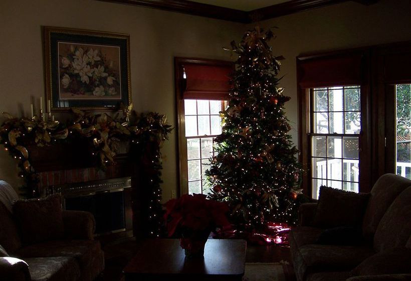 Отель Ashford Inn